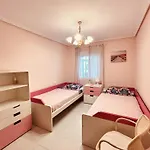 Apartamento Con Piscina Y Vistas Al Mar-la Mata Torrevieja
